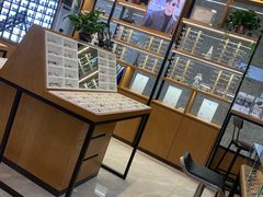 -MiRi明润眼镜·蔡司官方授权店(星光荟店)