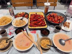 -肥肥虾庄·金牌油焖大虾(杨园滨江时代walk店)