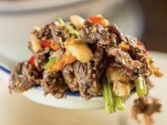 -老湖南民间菜·牛肉十八炒(花都店)
