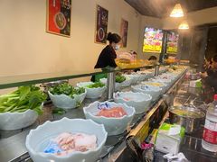 -轩于鲜旋转自助小火锅(新之城购物广场店)