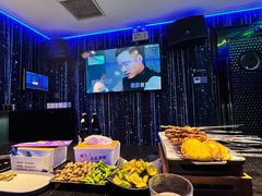 -最先生·烧烤·火锅·音乐聚会餐厅(大悦城店)