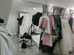 点击看大图 -定格摄影·轻奢定制写真馆