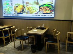 -三好食堂(煎饺·馄饨·肉饼米线·盛世广场店)