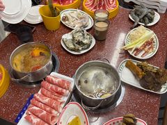 -四囍码头海鲜烧烤自助火锅(外滩南京东路悦荟广场店)