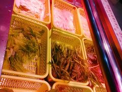 -尚品海鲜肥牛自助火锅(湖明店)