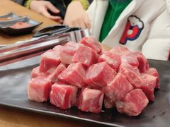 雪花肉粒-肉甲韩国木炭烤肉(新壹街1店)