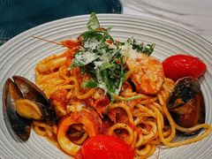 -théATRE茶聚场·餐厅(环球金融中心店)