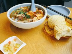 -金莹丸子汤清真(朝外SOHO店)