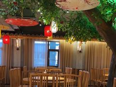 -头上红煨盐鸡·非遗院子餐厅