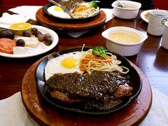 -皇品世家牛排(七一路店)