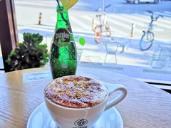 -ZING COFFEE 镜咖啡