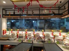 -有红鸡毛店·川菜(建设路店)