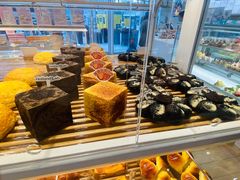 -好利来(万卉路店)