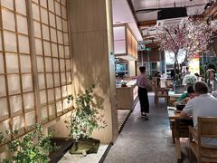 -蜜桃餐厅·伴山(湖滨商业街店)