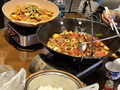 -富正毅三下锅·湘西韵味(天门山索道店)