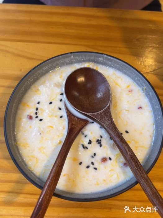勺子米线·云南传统小吃市集(四方街店)图片