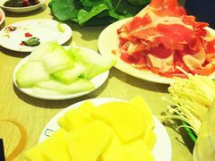 iphone_upload_pic-洞庭洲·防空洞火锅·烧烤·铜锅涮肉(新百广场店)
