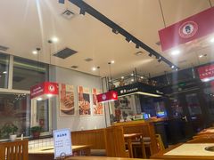大堂-老佛爷炭火蛙锅(崂山路店)