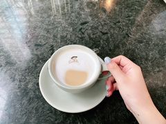 -星河吉酒店-BOND大堂吧·咖啡·简餐