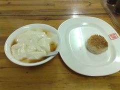 豆腐脑+烧饼-聚香斋(东关街店)