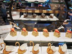 -半岛翡丽海鲜自助餐厅(观风亭店)