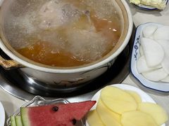 -烧哥美蛙肥肠鱼火锅·十五年社区店