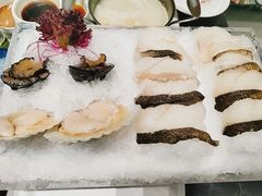 -红鼎豆捞·非遗鲍皇汤火锅(宝丰路店)