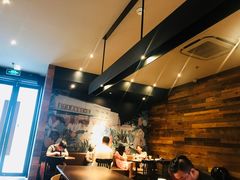 -星巴克臻选(上海长风大悦城店)