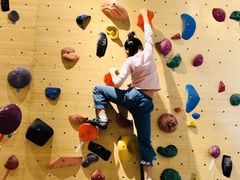 -Upper Climbing Gym 攀岩(华侨城店)