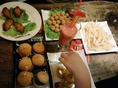 -Helens海伦司小酒馆(红旗南路店)