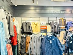 -NIKE上海青浦优选体验店