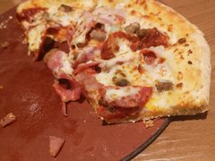 荤食天地卷边披萨-棒约翰比萨·意面(松江开元店)