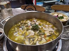酸菜鱼锅-江南鱼捞(北仑银泰城店)