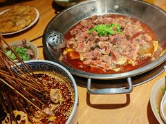 -大众跷脚牛肉馆·非遗传承单位(峨眉山店)