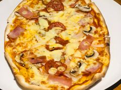-JINNS锦时 steak&pizza(浸信会礼拜堂旧址店)