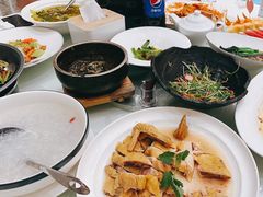 -沪华海鲜大酒楼(南汇店)