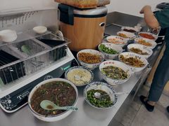 -裕新楼粉面馆·石磨手工粉(四方坪店)