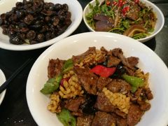 -刘胖子家常菜·蹄花焖藕(中南店)
