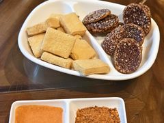 -88号小吃店·经典云南菜·地道纳西美食