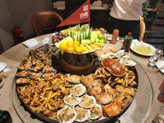 -日进一片海.生腌海鲜火锅.宵夜烧烤(三里屯总店)