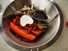 -玛歌庄园火锅(五龙山·熊猫基地店)