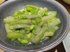 -蜜桃餐厅·伴山(海岸城店)