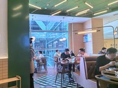 -潮界(LU·ONE凯德晶萃广场店)