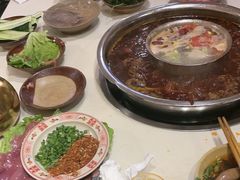 -岗上渣渣老火锅(两路口店)