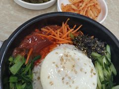 -拌来拌去石鍋拌飯(文鼎店)