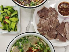 -伊穆祥牛肉面总店·清真
