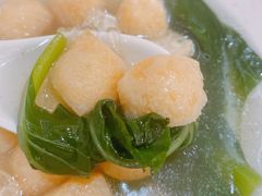 油豆腐粉丝汤-小姜锅贴(凤凰街店)