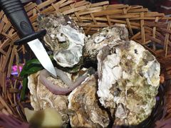 -蚝堡海鲜·威海菜·海肠捞饭·烧烤·亚洲吃蚝公司(幸福门店)