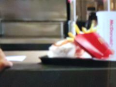 -麦当劳(宝山大厦店)