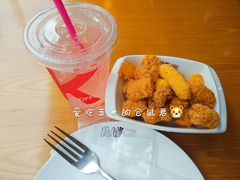 摇滚三宝-Pelicana百利家炸鸡(江南西名店城店)
